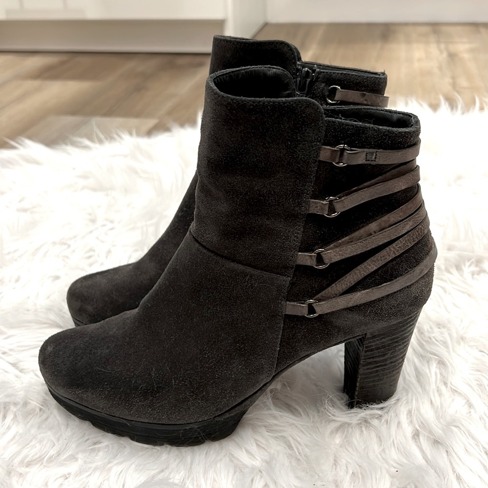 Paul Green Suede Leather Booties